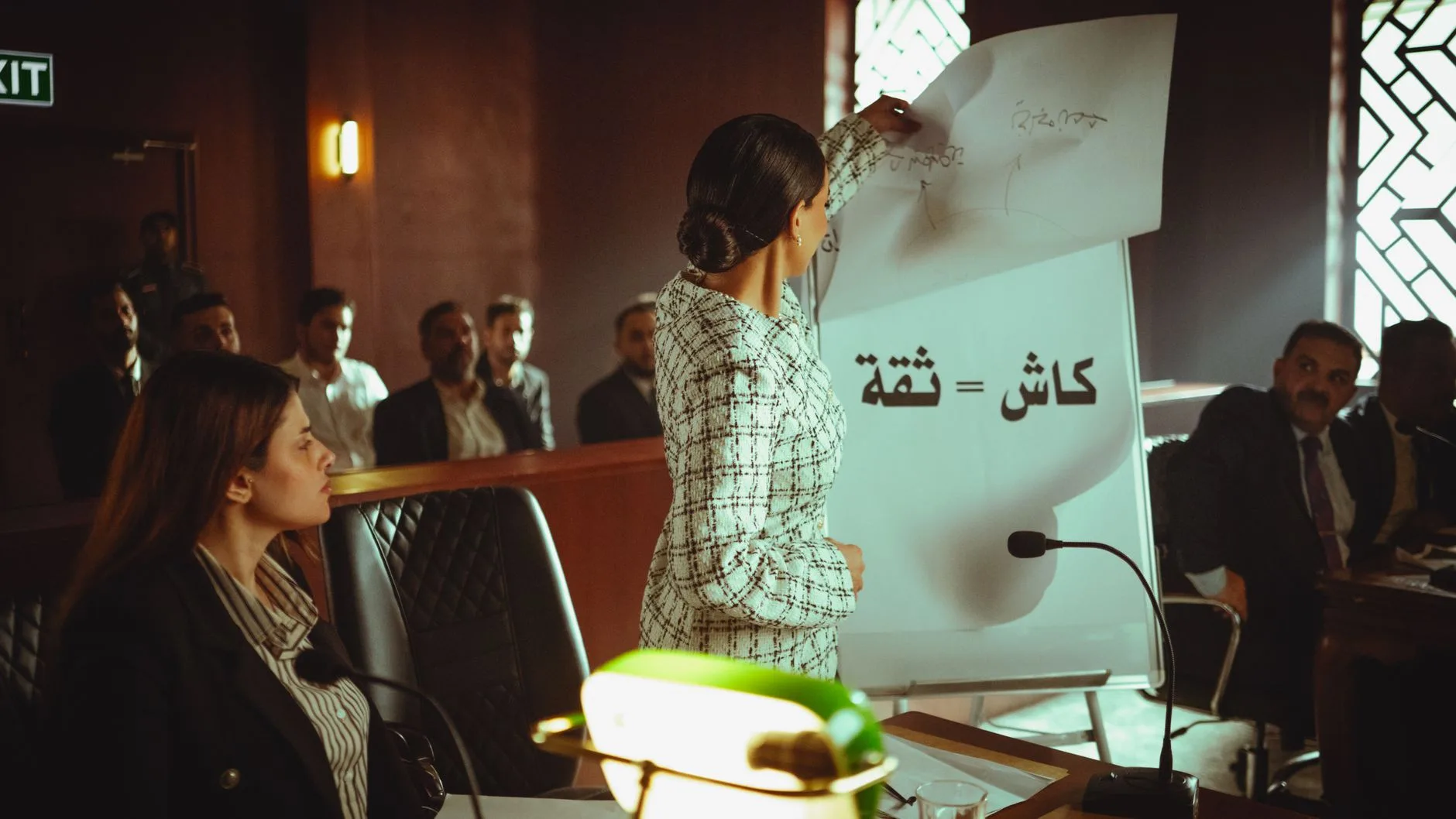 Film festivali jürisinin ödül değerlendirmesi yaptığı toplantı