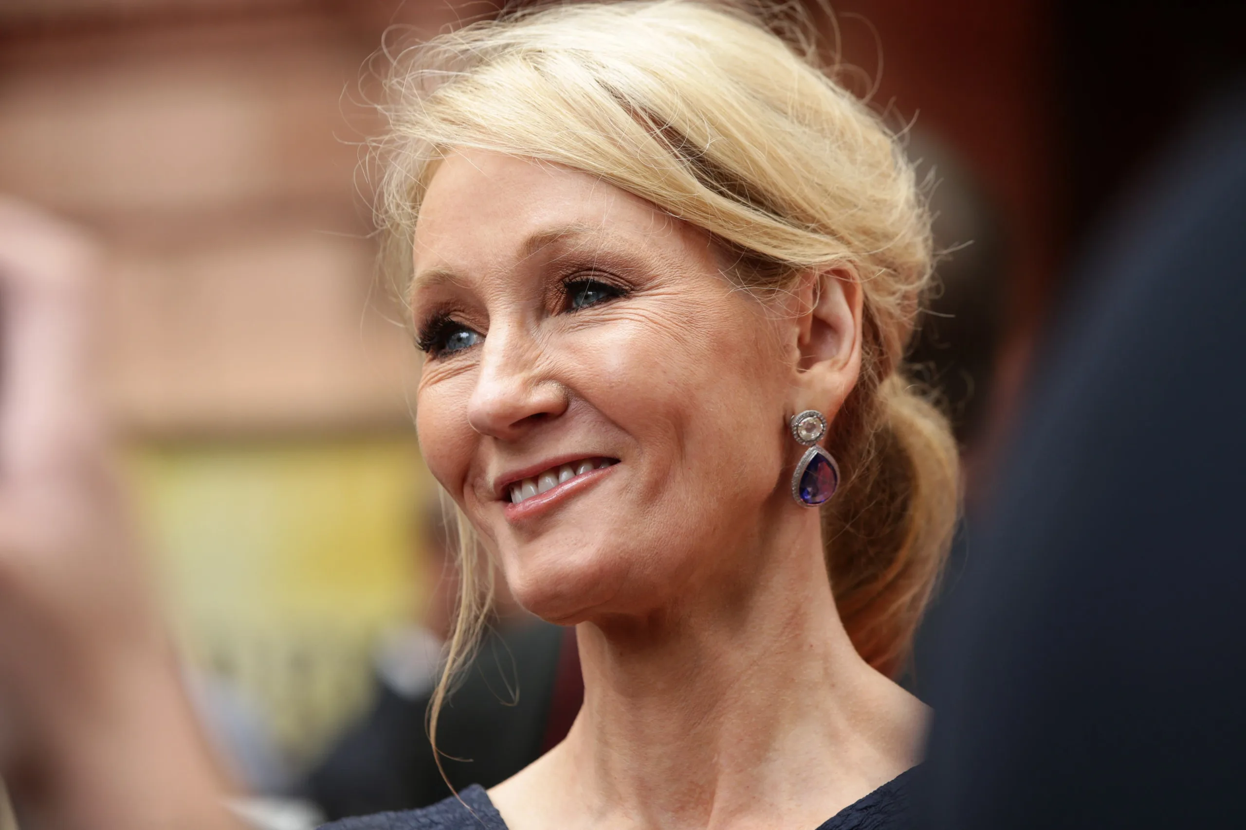 Harry Potter Dizisine İki Yönetmenden J.K. Rowling Tepkisi