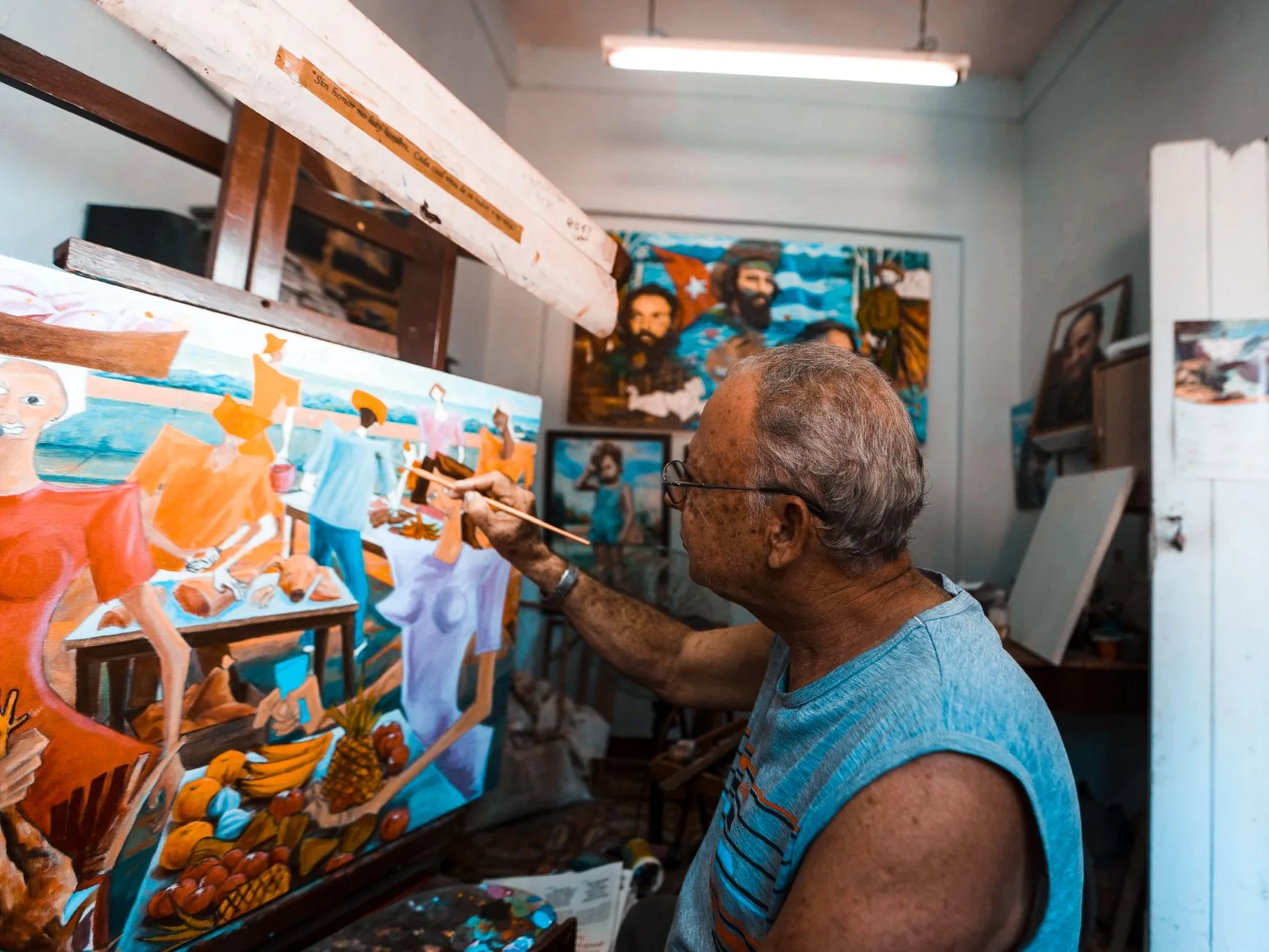 Futbol sahnesini tuvale aktaran ressam