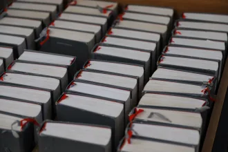 Edebiyat ödülü töreni için hazırlanmış kitaplar