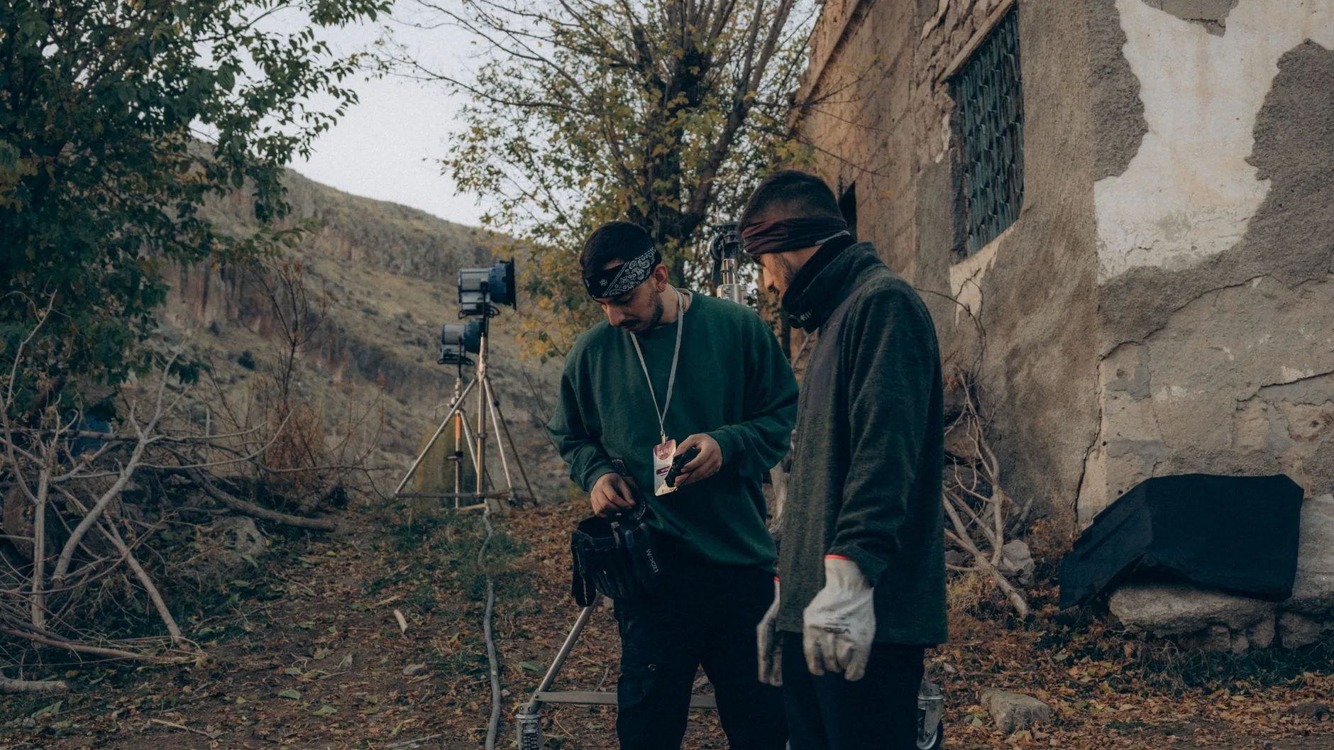 Bağımsız film yapımından bir kamera arkası görüntüsü