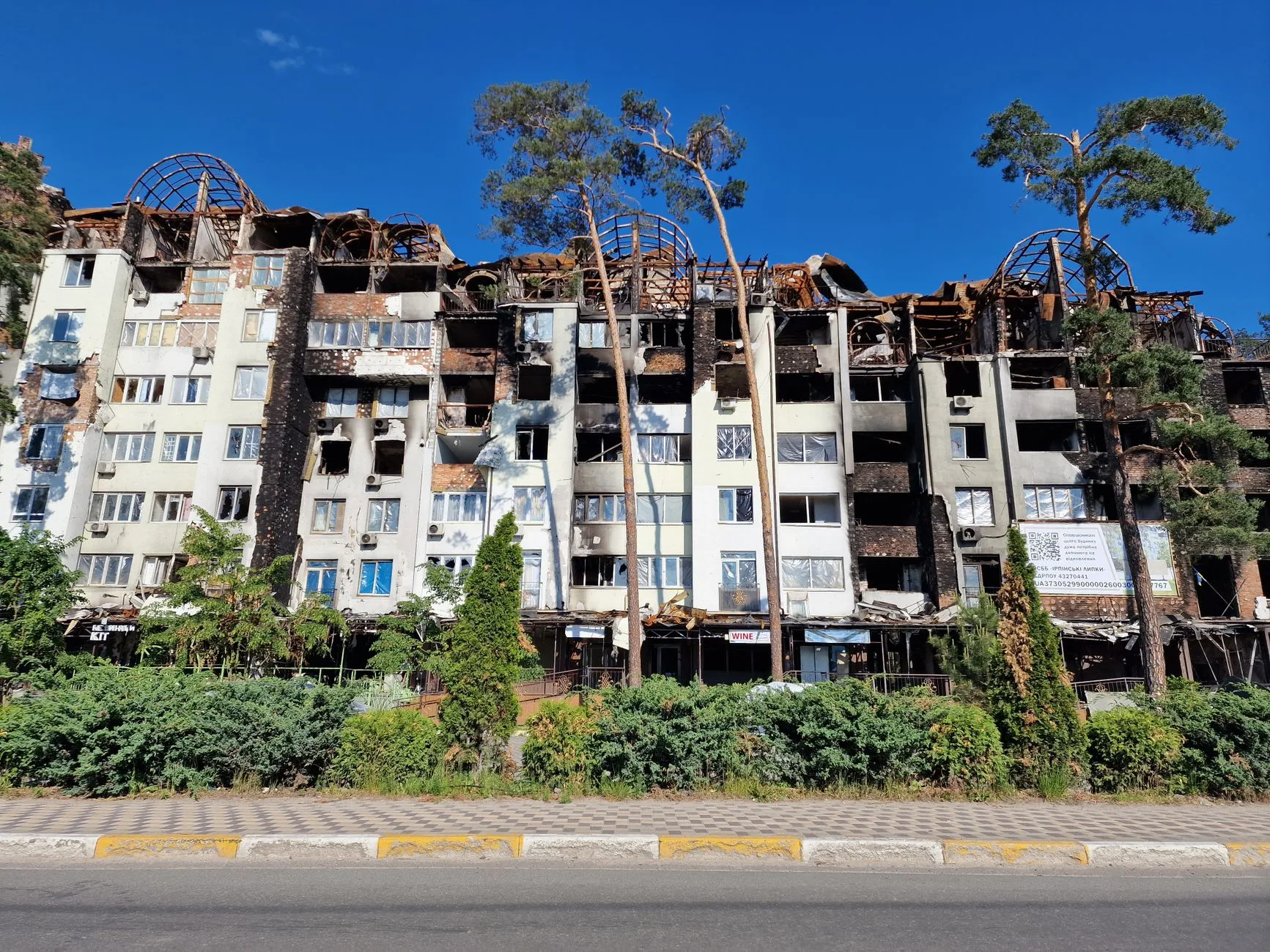 Savaş nedeniyle zarar görmüş bir yerleşim bölgesi