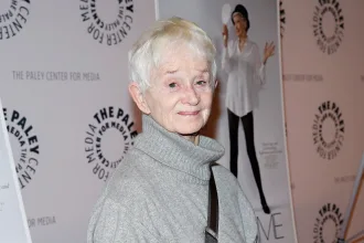 Barbara Barrie’yi anan tiyatro ve sinema temalı temsili görsel