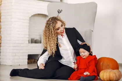 Televizyon ekranında izlenen vampir temalı bir yapım