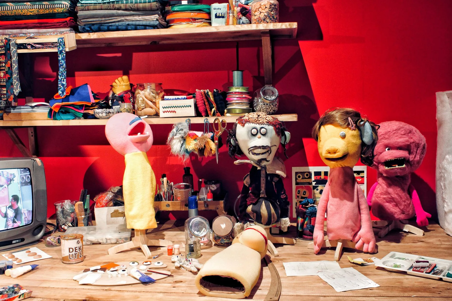 Stop-motion kuklasının hazırlandığı ahşap işleme atölyesi