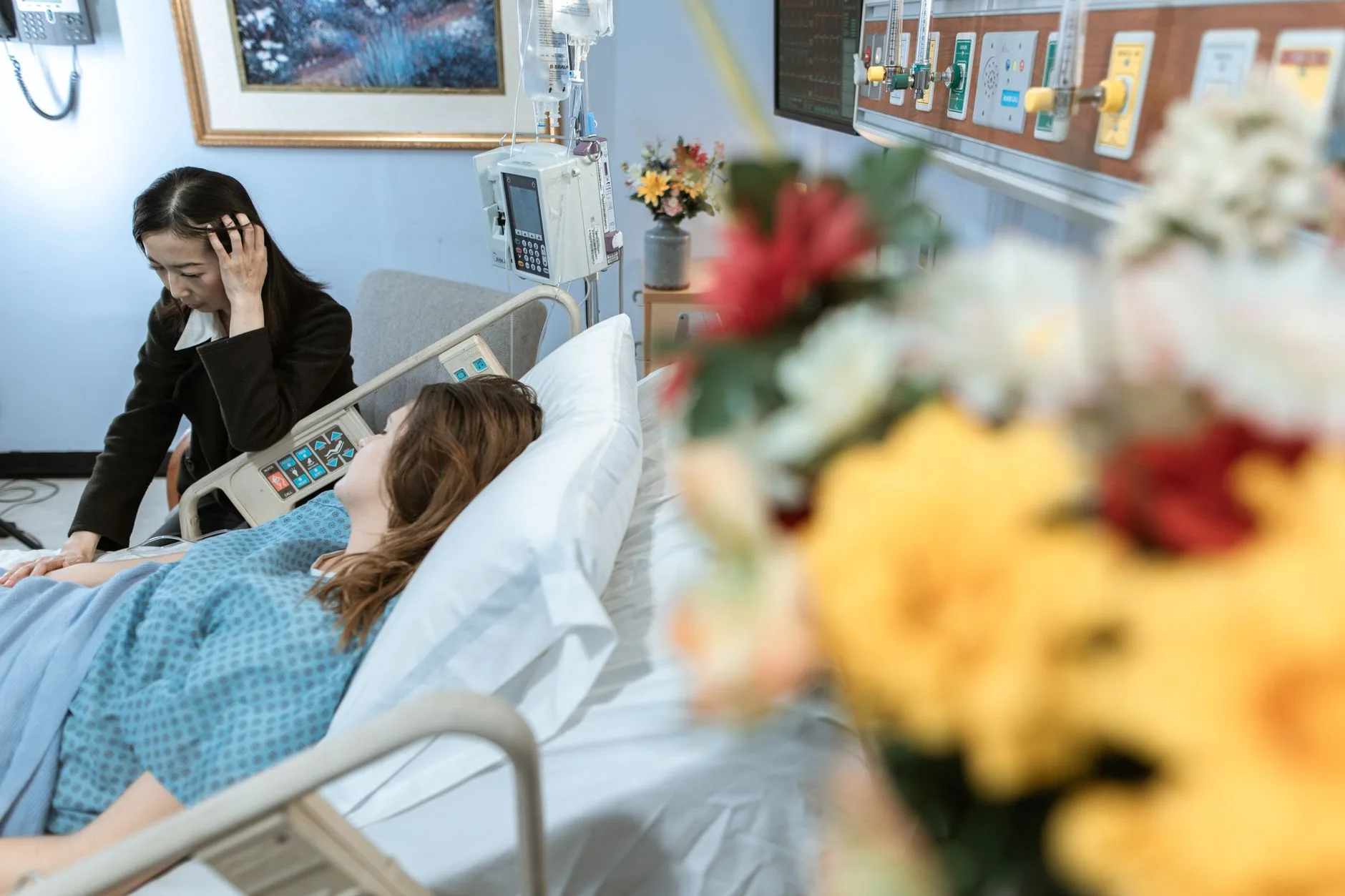 Hastane yatağı başında duygusal bir aile anı