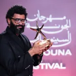 El Gouna Film Festivali'nin ödül törenini simgeleyen sinema festivali atmosferi